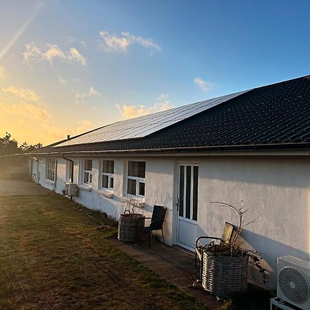Stone Mountain Bnb Stenbjerg Bagian luar foto